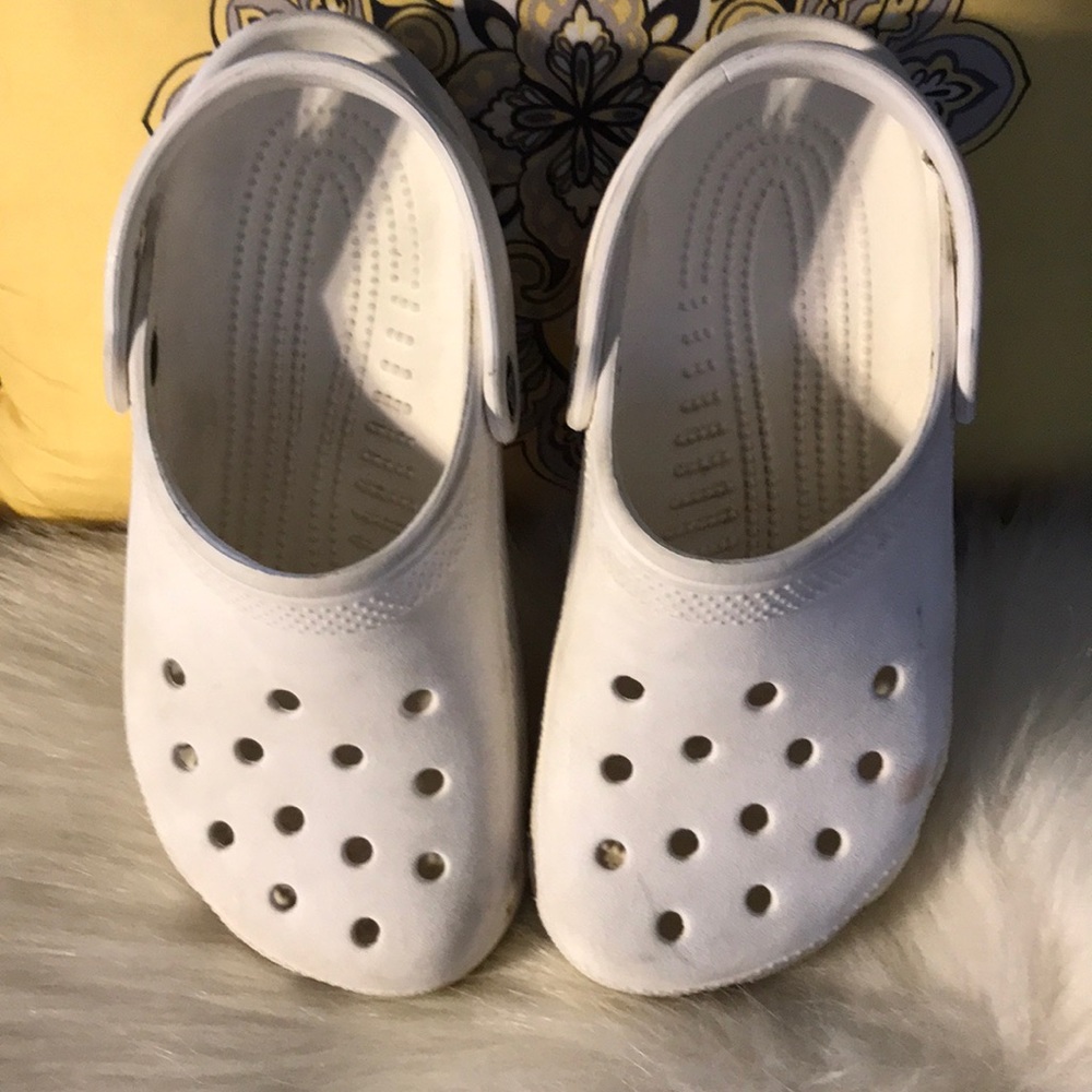 Girls crocs